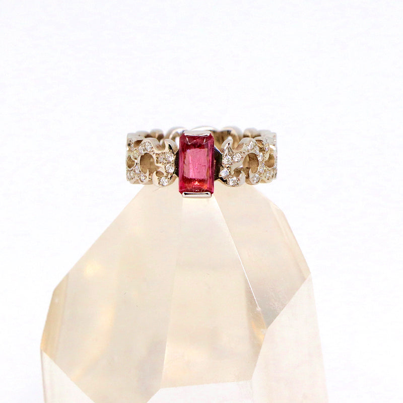 Bague "rinceaux" or blanc sans anneaux, diamants et tourmaline rose rectangle